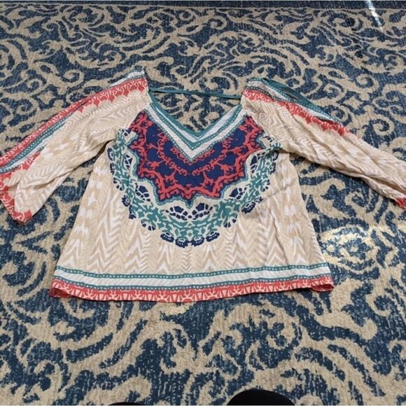 Jealous Tomato cold shoulder top - Picture 7 of 8